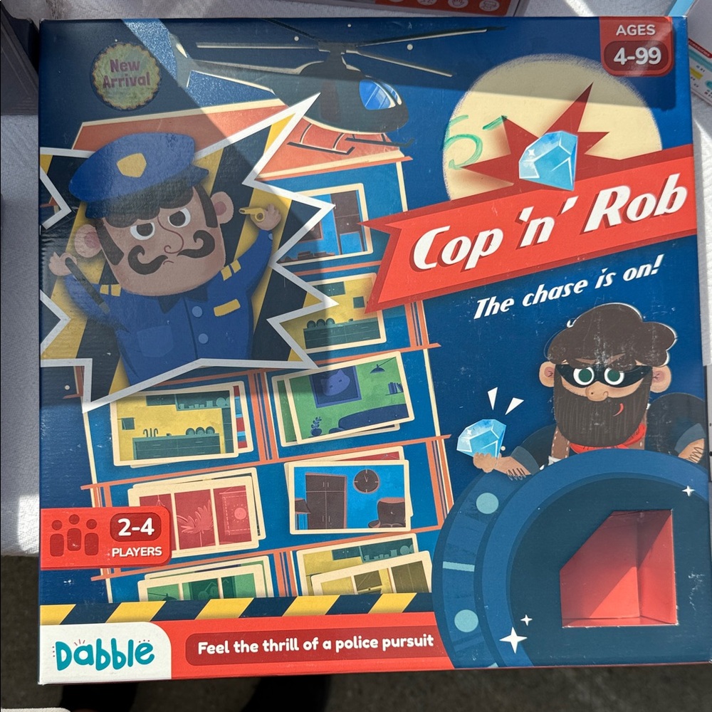 Cop 'n' Rob Board Game - Blue and Red